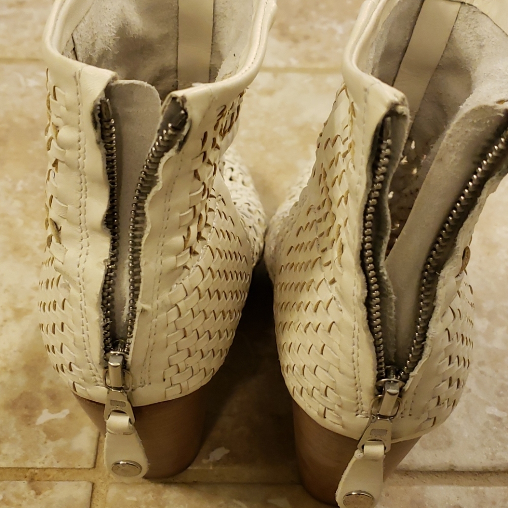 Boots - Picture 2 of 4